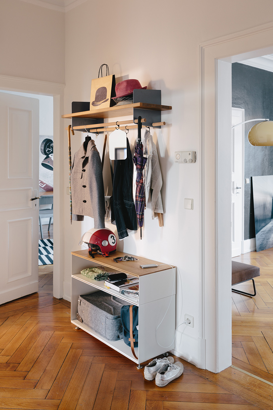 Atelier Garderobe, Stak Container