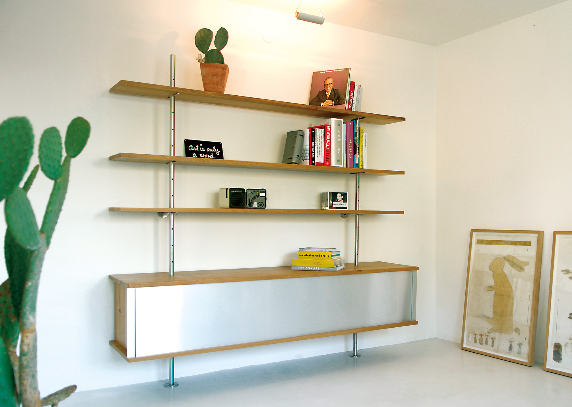 EIERMANN SHELF » RICHARD LAMPERT