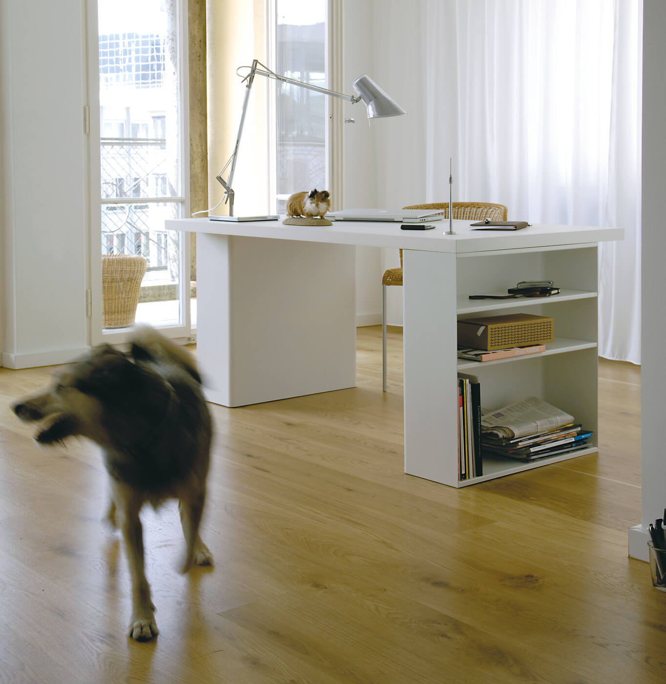 Booktable